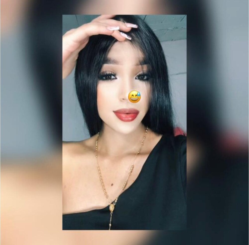 watchgirlcam.com with_love_anna livesex profile in polsa cams