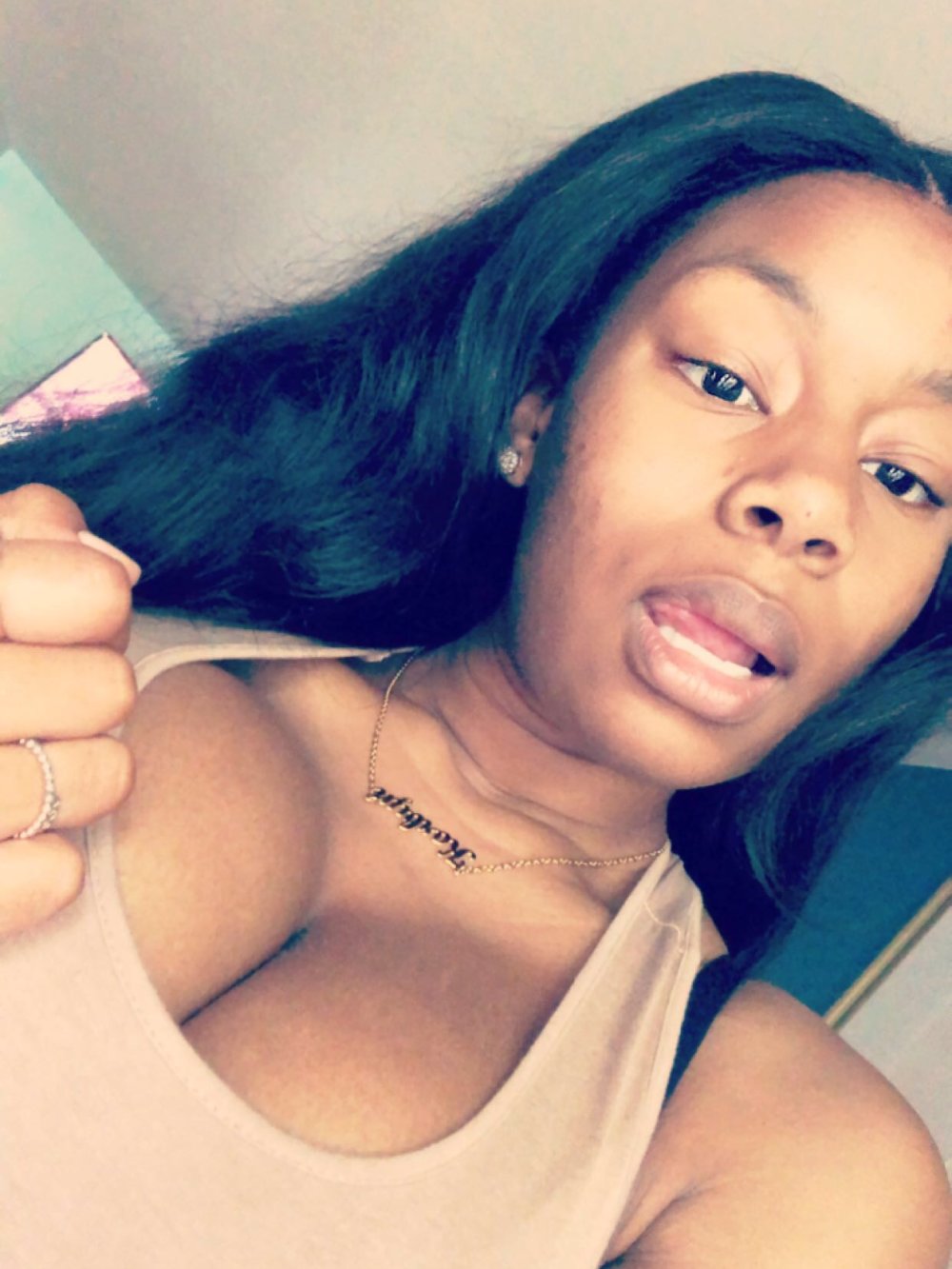 pinkypromise12's Offline XXX Chat