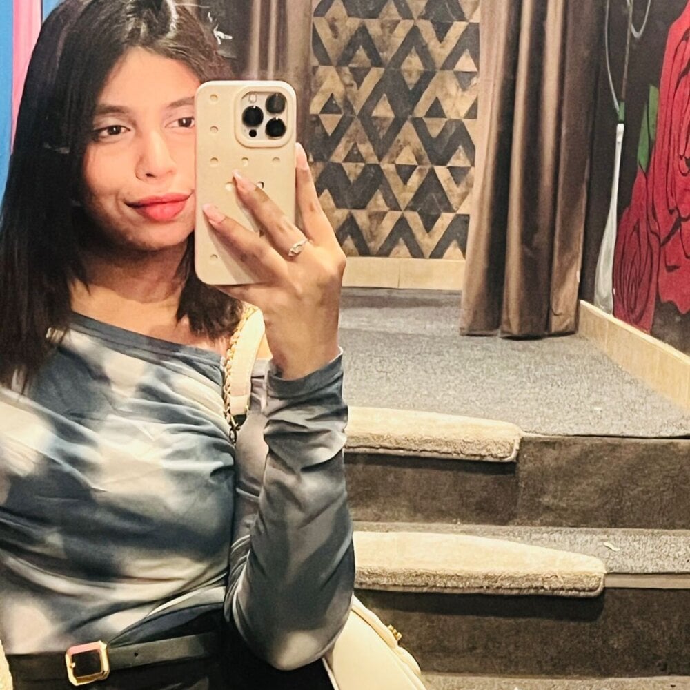 DoraVaughn profile