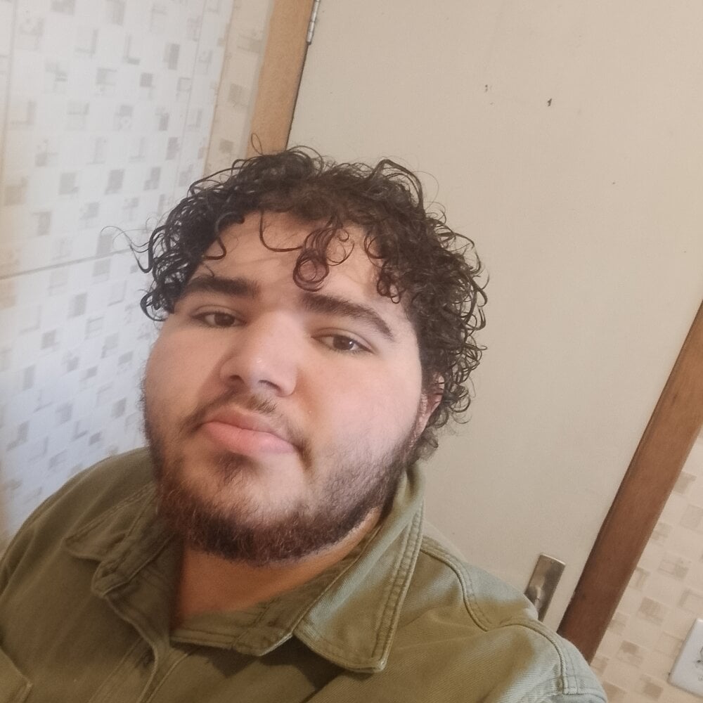 chubbyboy202 from stripchat