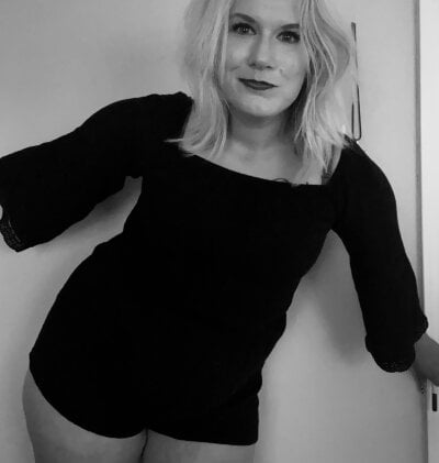 RhondaRump on StripChat