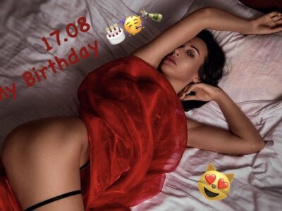 Lilly_Black88888
