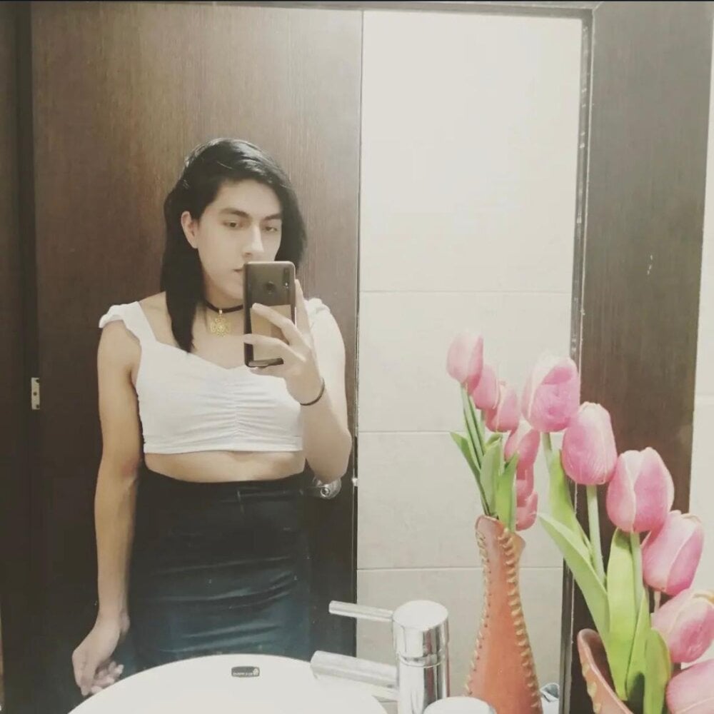 trans_connie from stripchat