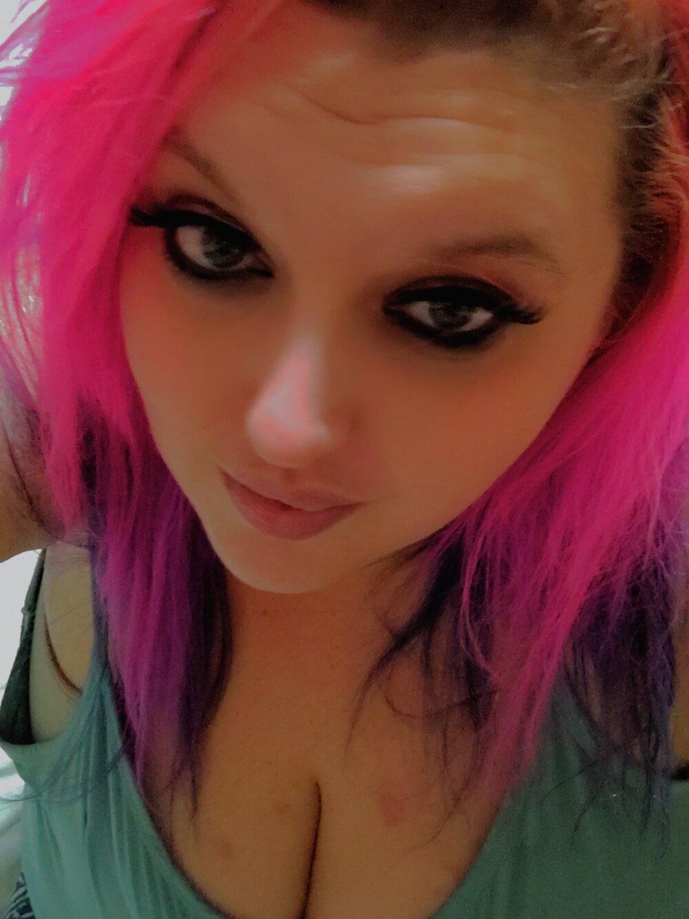 PinkyMarie6969's Offline XXX Chat