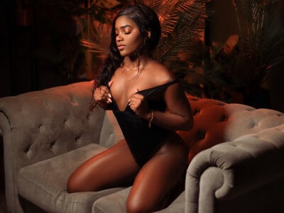NaomyyBrand
