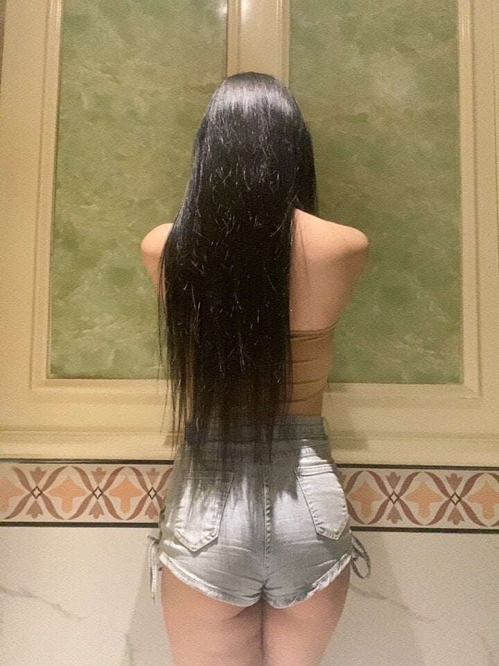 missqiu-w webcam profile - Tadzhik