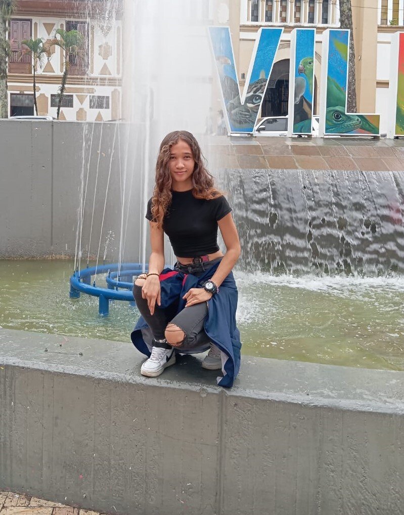 Isa_bellaa_