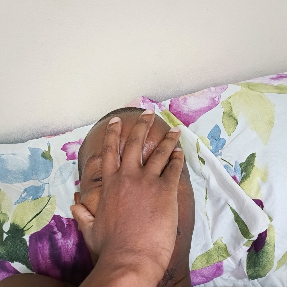 congnentblackx's Offline XXX Chat