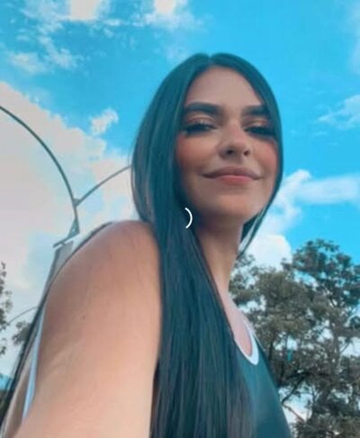 Nikol_Vega23