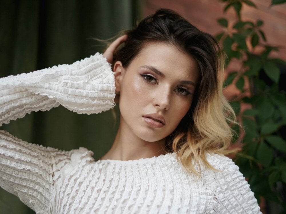 MiaSwoin profile