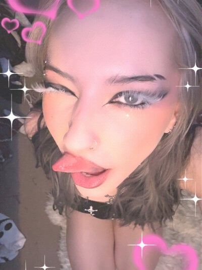 V4mpvixen Female Luxuriousprivateswhite Live Cam Chat