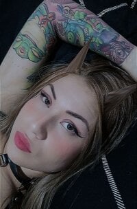 SatanaHaze offline chatrum