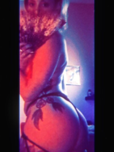 SugarSweet3 🧛 webcam chat