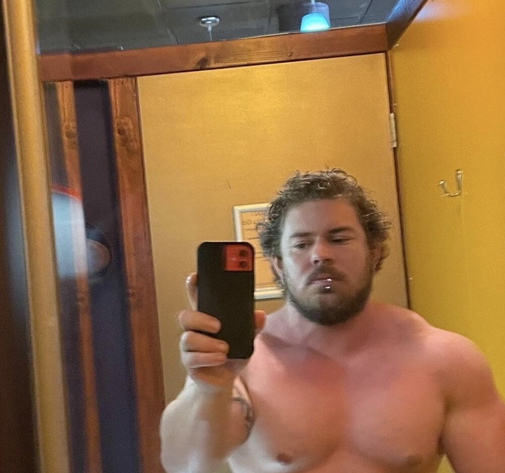HulkSmash232323 profile