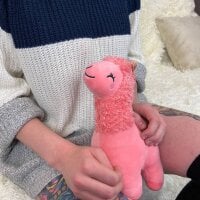 LeonaMooreLove's Offline Chat Room