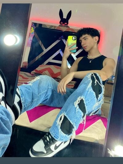 Liam_Diamond - Stripchat Boy 