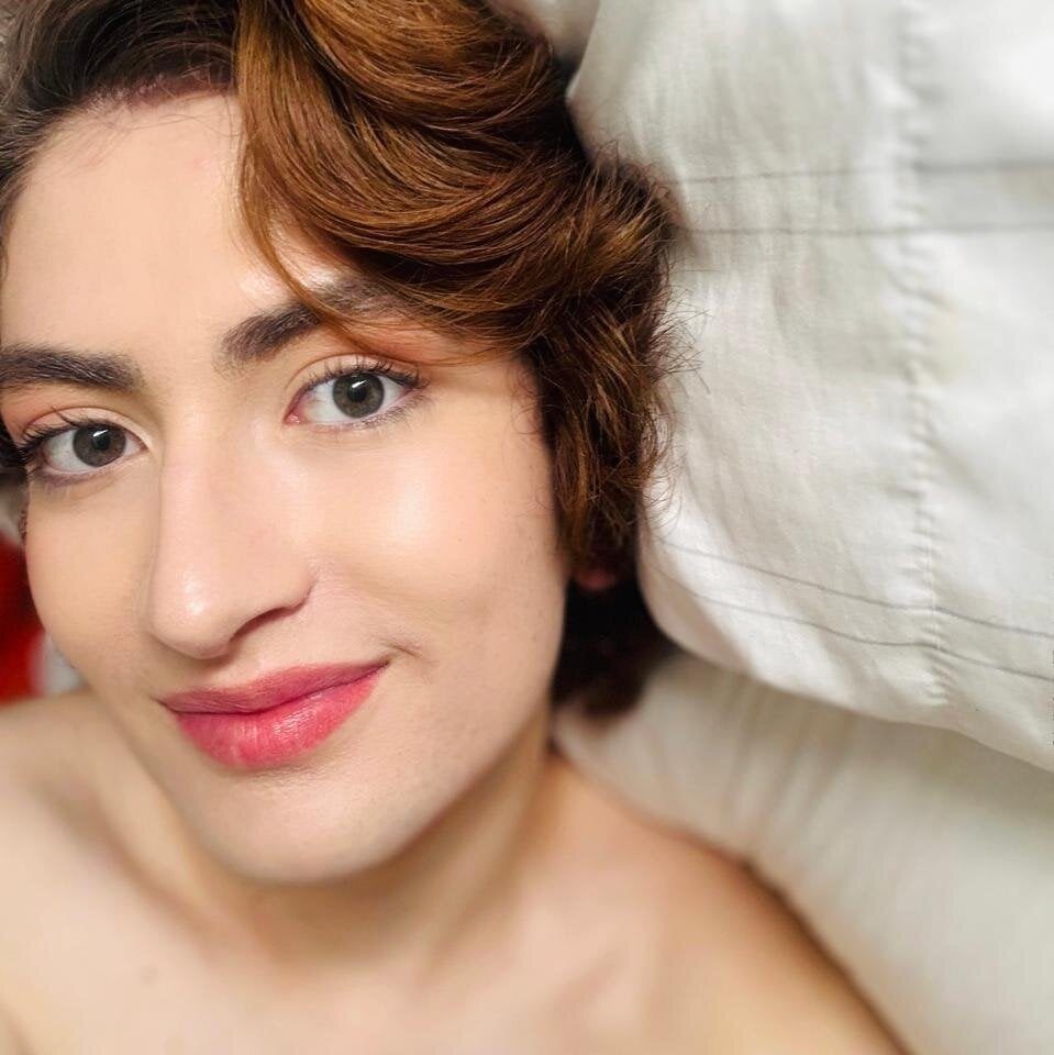 rousseblossom's Offline XXX Chat