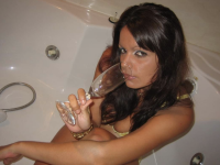 morenita_andaluza_69's Offline Chat Room