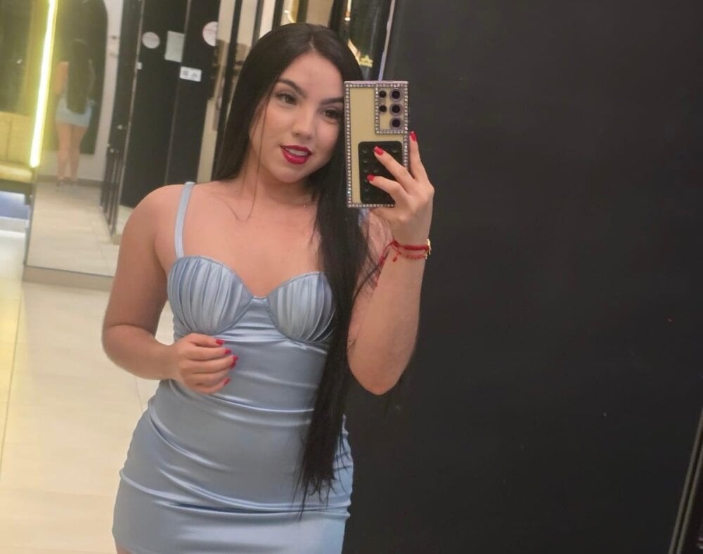 Yara__Amina profile
