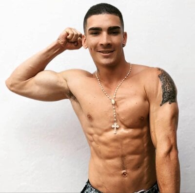 apolo_red1 from stripchat