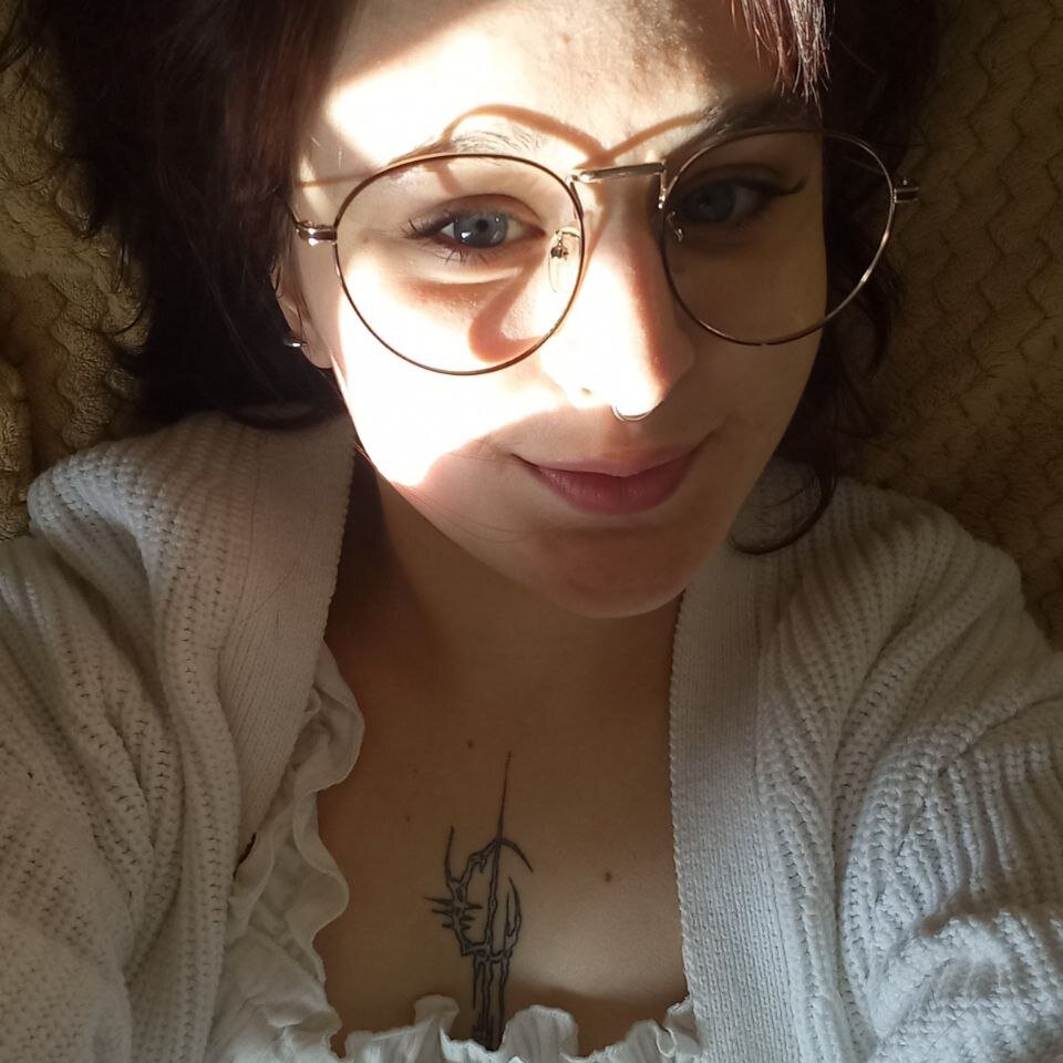 Sonya_mikki's Offline Chat Room
