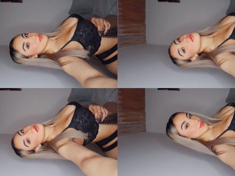 Live sex webcam photo for 1m_megan #289918276