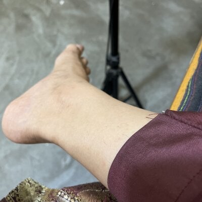 Hot_pink_model Avatar