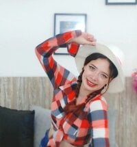 sajecrismaa's Live XXX Chat