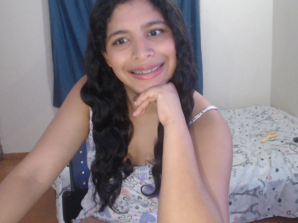 sexyhot20xxx 오프라인 XXX 채팅