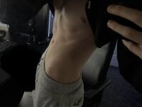 Peach_boy1's webcam live show