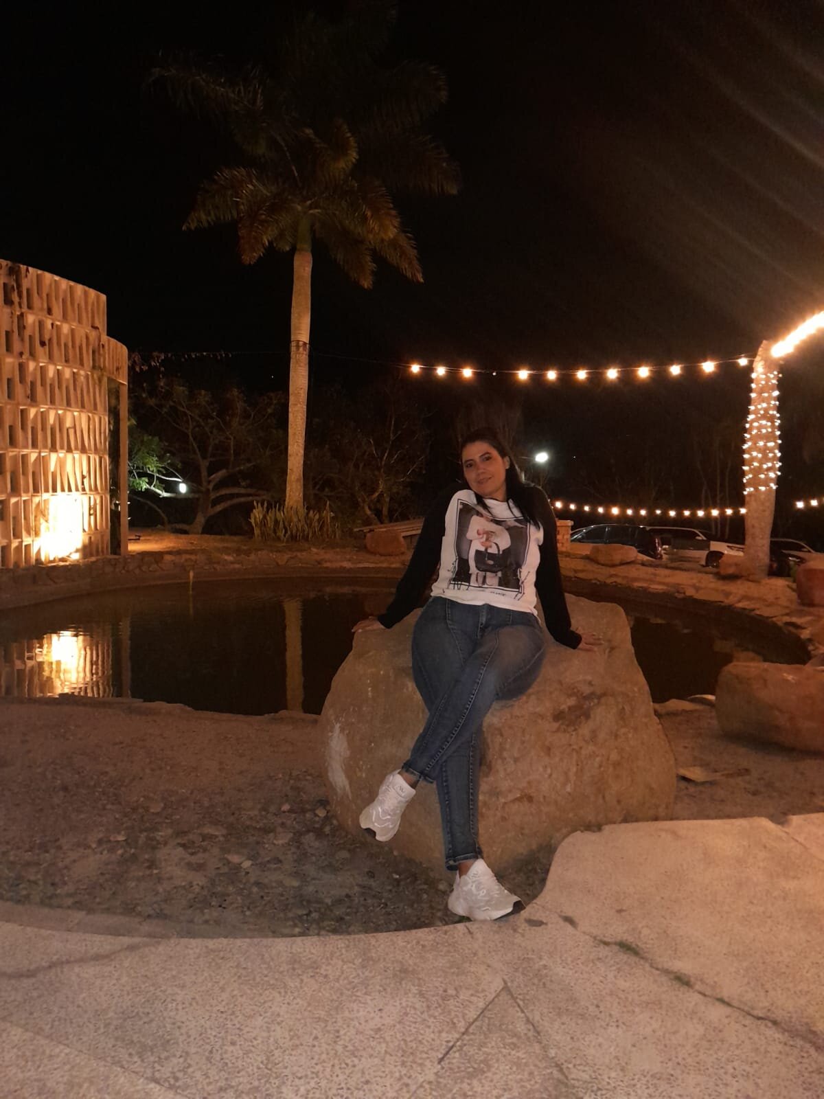 julieth_mature