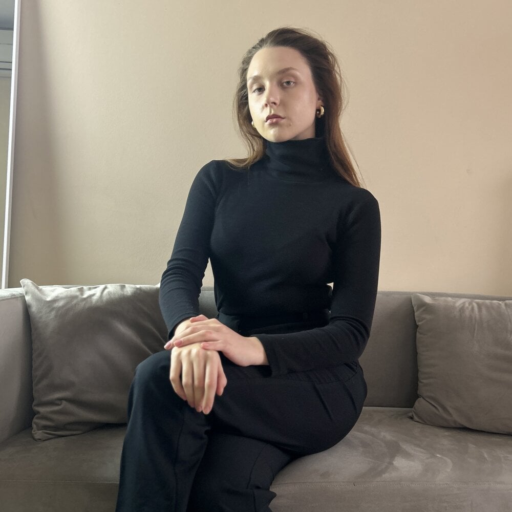 BeverlyMitchell profile