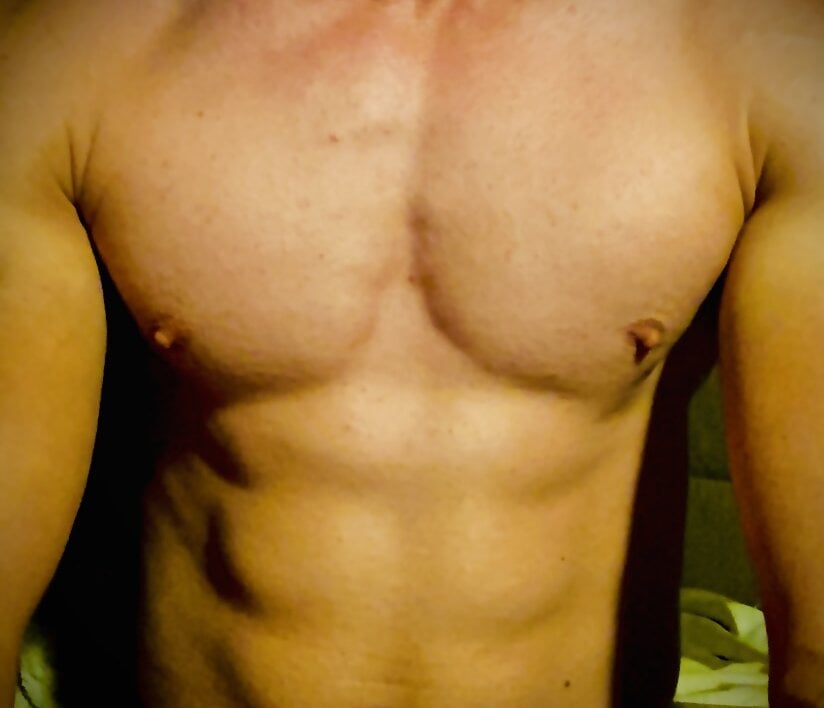 simpson133 live cam model at StripChat