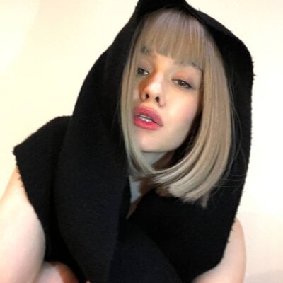 mollymoorson from stripchat