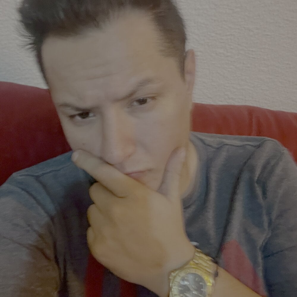 moni-y-pablo from stripchat