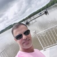 AssignedReceipt's webcam live show