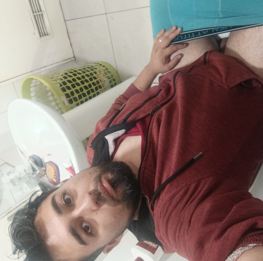 manolomambo from stripchat
