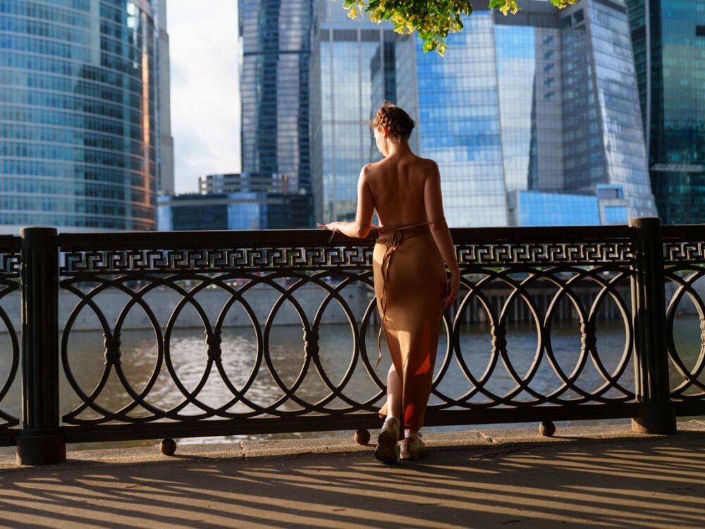 chatnmate.com revi_art livesex profile in ru cams