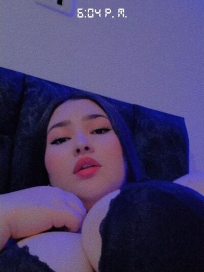 saritaa_8 from stripchat