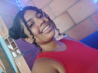 Belindathompson - Stripchat Teen Blowjob Cam2cam Couple 