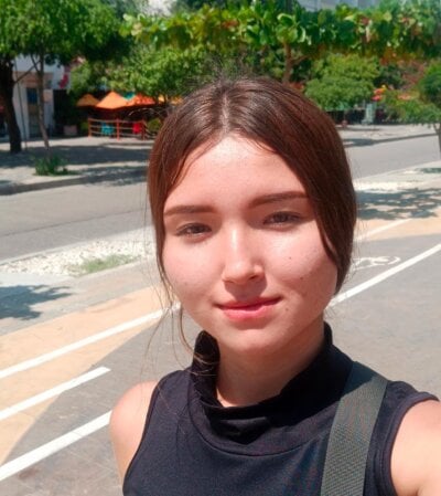 Alice_bloom_ Female Trimmedwhite Sex Cam