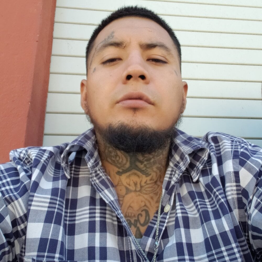 uncutlatino28