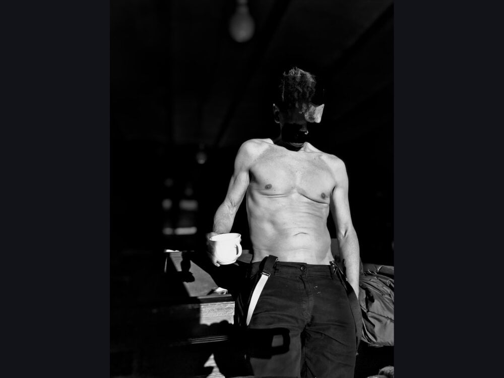 antonionice_iml from stripchat