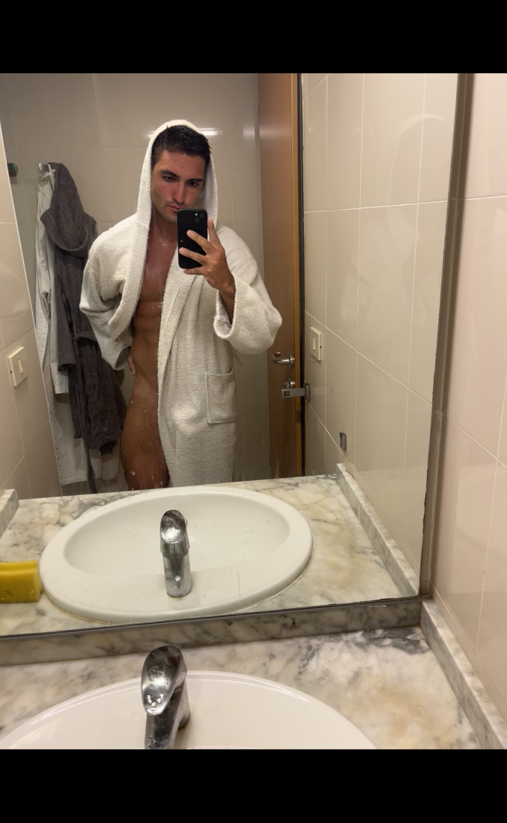Alexox02 profile