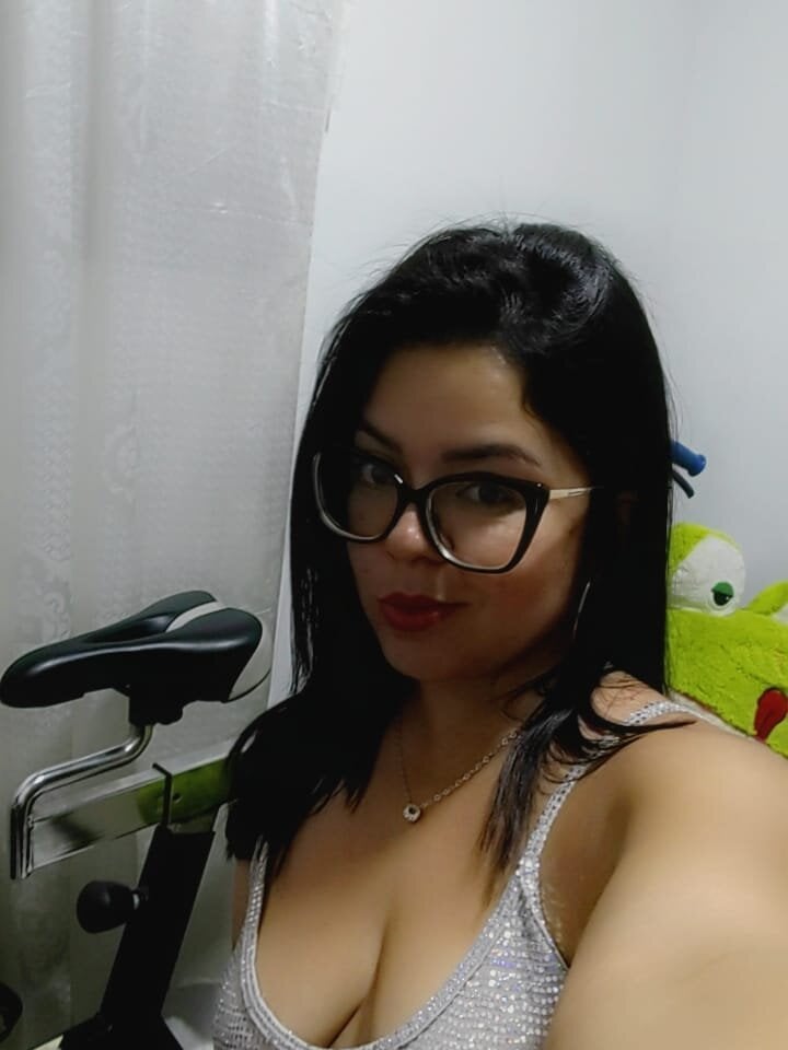 kiara_x0 from stripchat
