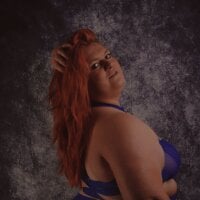 Model bbw_olive_peach