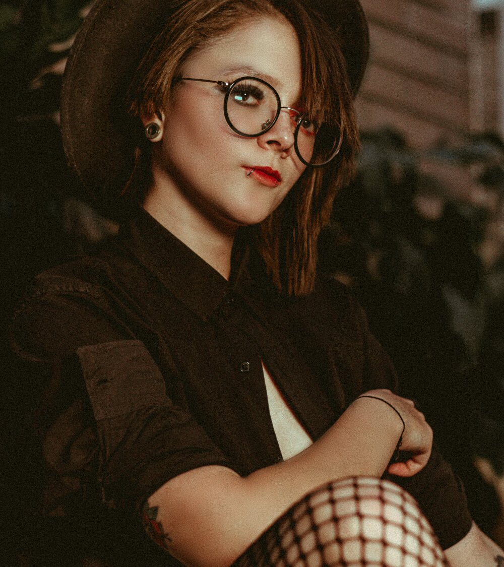 Hannah______'s Offline Chat Room