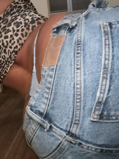 Juicykiki1