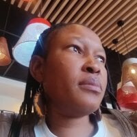 NaughtyMILFxox's webcam live show