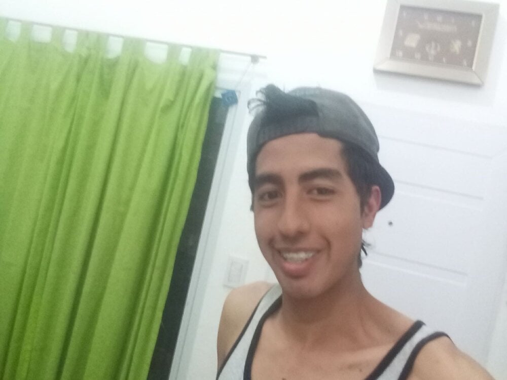 Nir0 offline XXX-chat